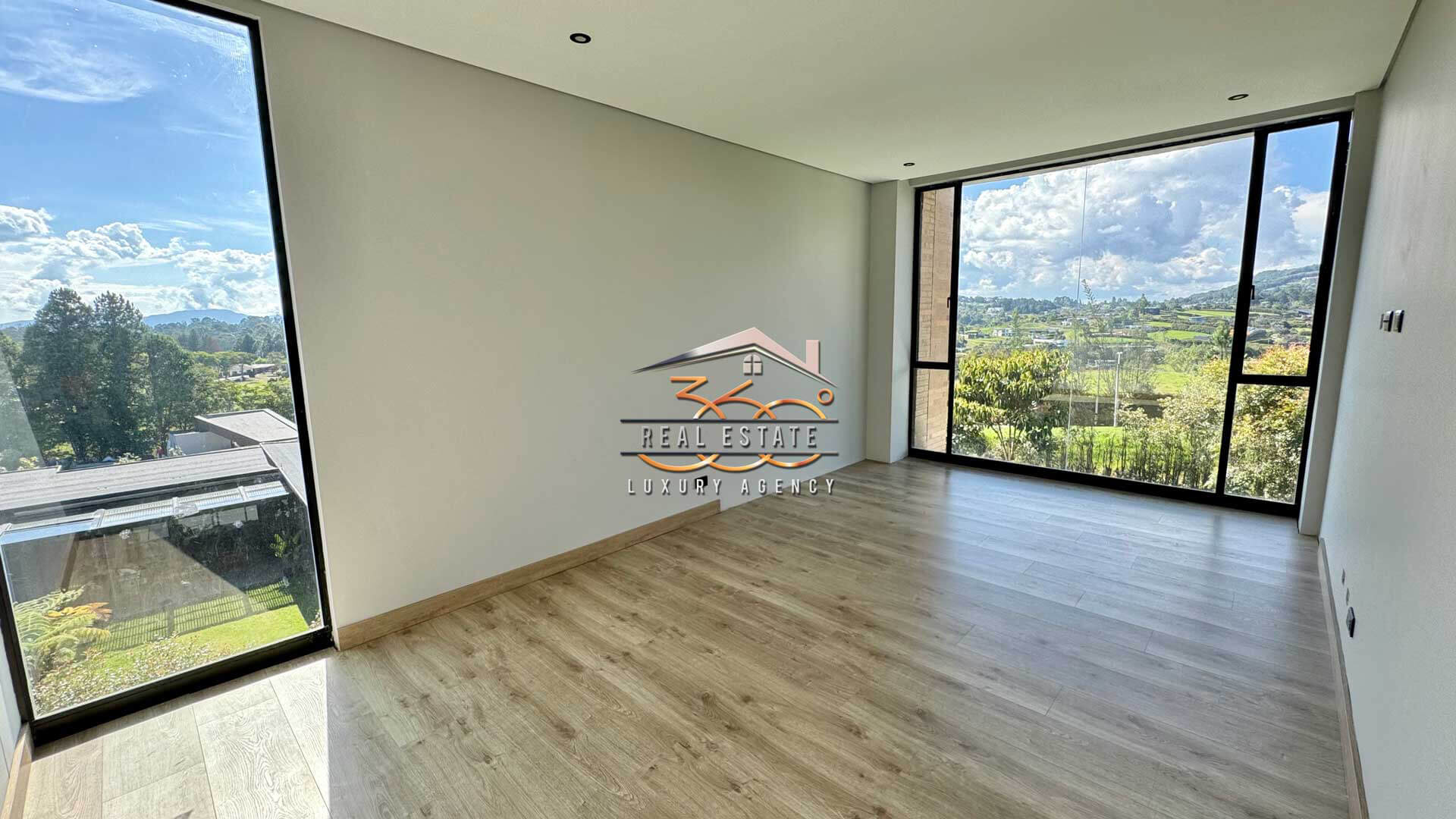 Alto de Palmas Casa en Venta Medellin