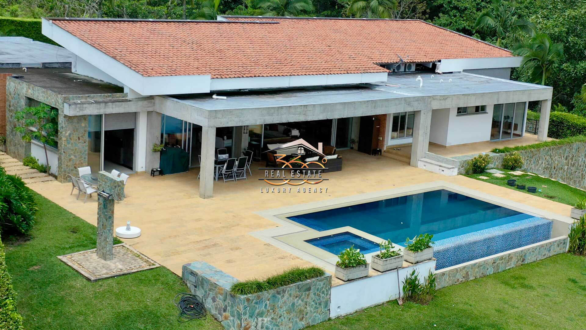 Venta Casa Altos de Malabar Cerritos Pereira
