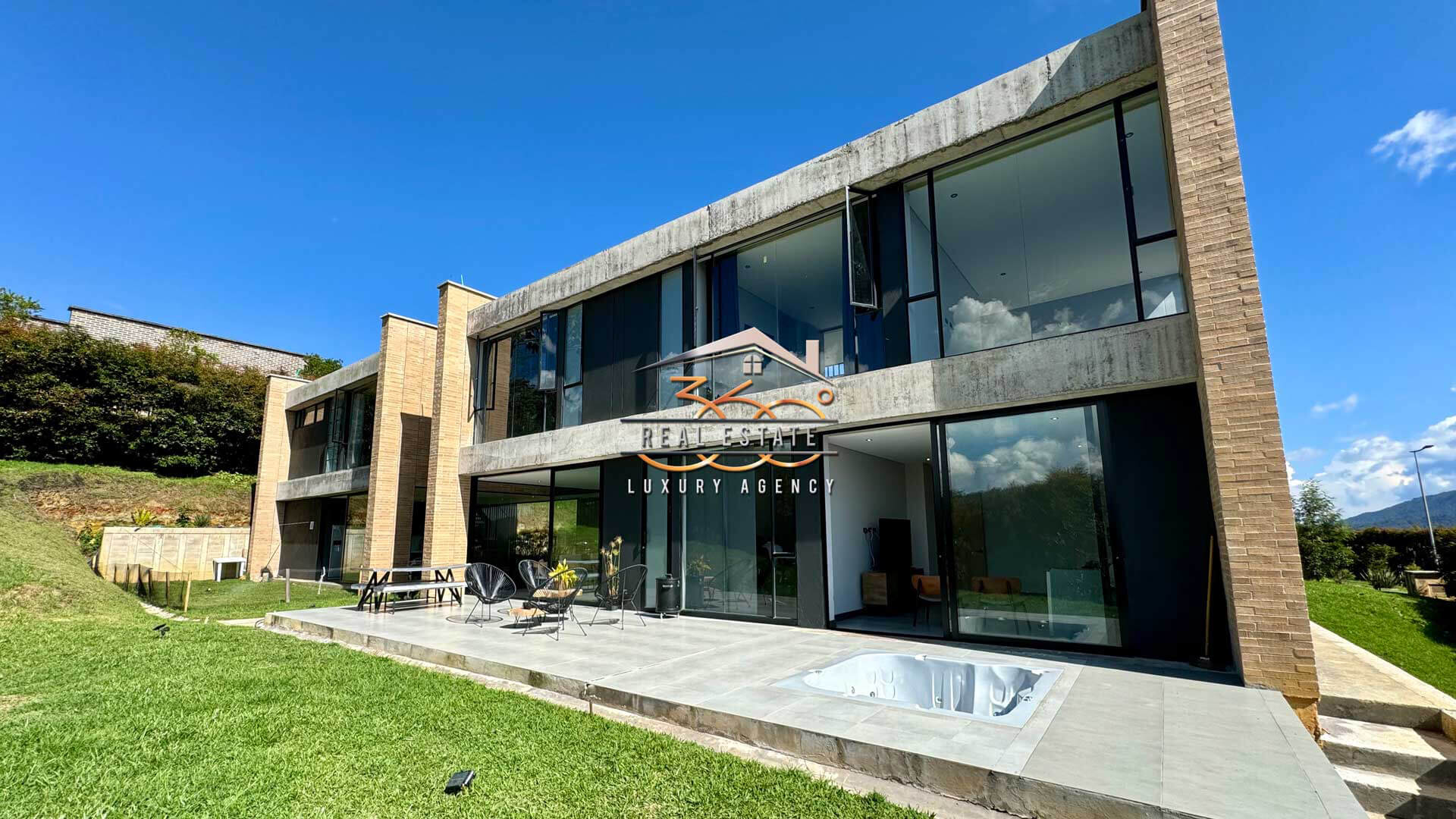 Alto de Palmas Casa en Venta Medellin